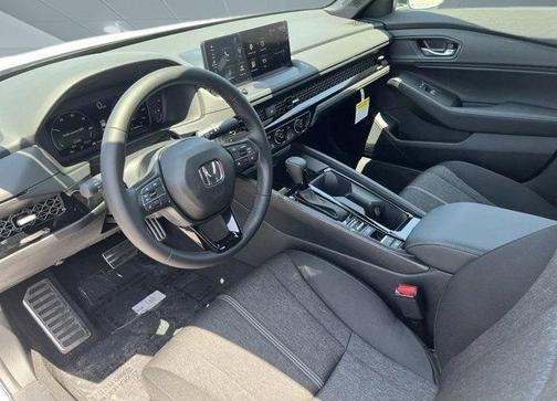 2025 Honda Accord LX 1.5T