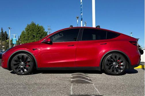 Red Multi-Coat 2022 Tesla Model Y Performance Dual Motor All-Wheel Drive