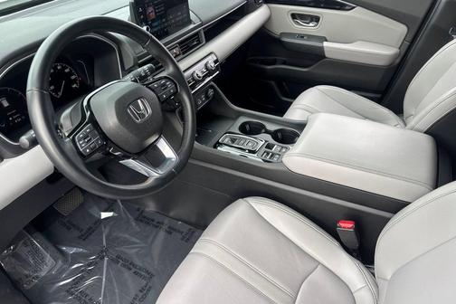 Platinum White Pearl 2025 Honda Pilot EX-L