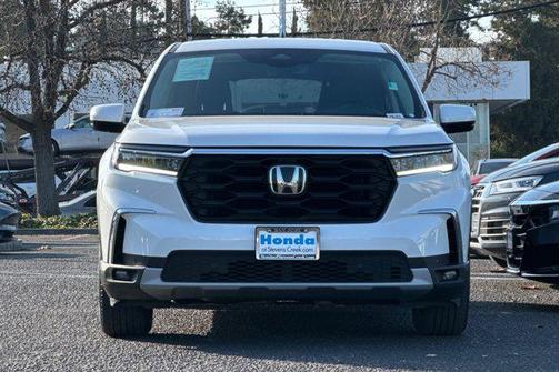 2023 Honda Pilot AWD EX-L 8 Passenger