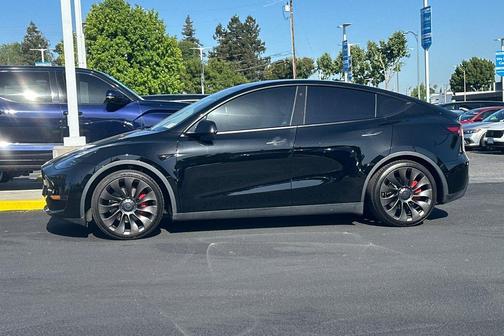 Solid Black 2022 Tesla Model Y Performance Dual Motor All-Wheel Drive