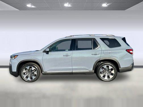 Sonic Gray Pearl 2026 Honda Pilot Elite