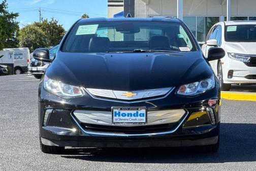 Mosaic Black Metallic 2018 Chevrolet Volt Premier