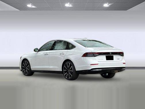 Platinum White Pearl 2026 Honda Accord Hybrid Touring