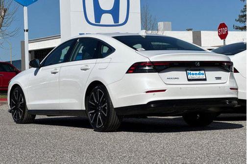 2023 Honda Accord Hybrid Touring