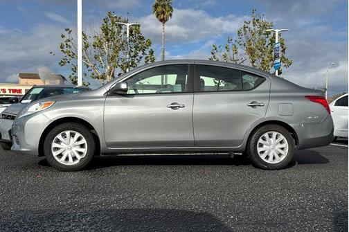 2013 Nissan Versa 1.6 S