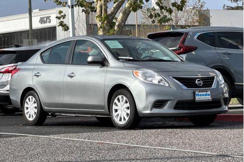 2013 Nissan Versa 1.6 S