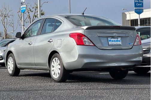 2013 Nissan Versa 1.6 S