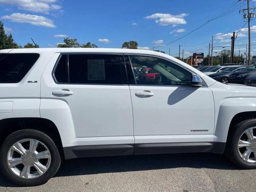 2017 GMC Terrain SLE-1