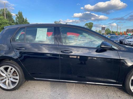 2015 Volkswagen Golf Auto TSI SE