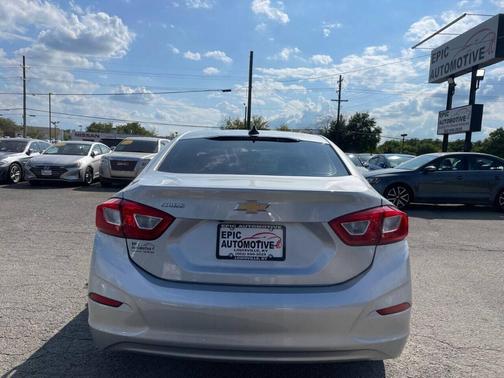 2017 Chevrolet Cruze LS