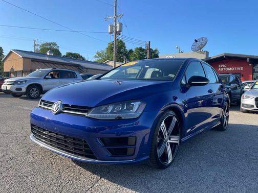 2016 Volkswagen Golf R 4-Door