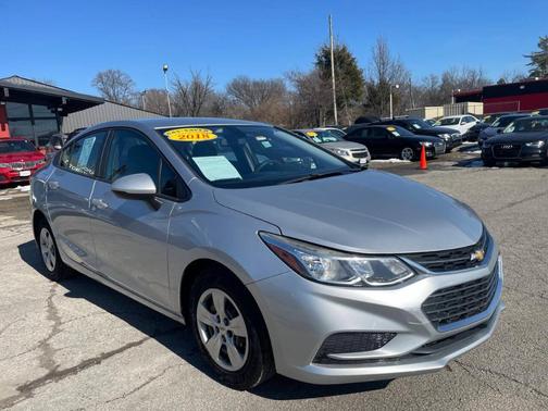 2018 Chevrolet Cruze LS