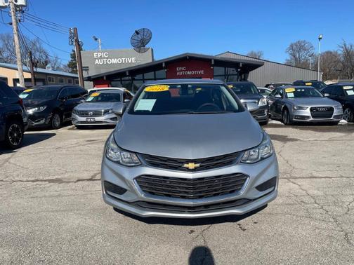 2018 Chevrolet Cruze LS