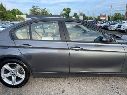2012 BMW 328 i