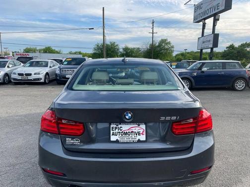 2012 BMW 328 i