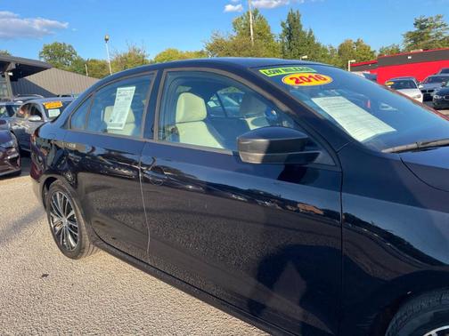 2016 Volkswagen Jetta 1.8T Sport