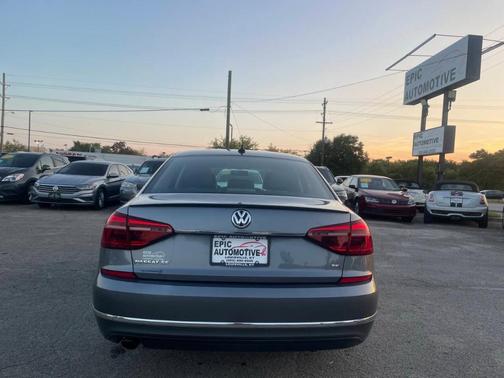 2017 Volkswagen Passat 1.8T SE