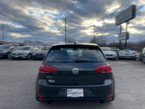 2015 Volkswagen Golf GTI SE