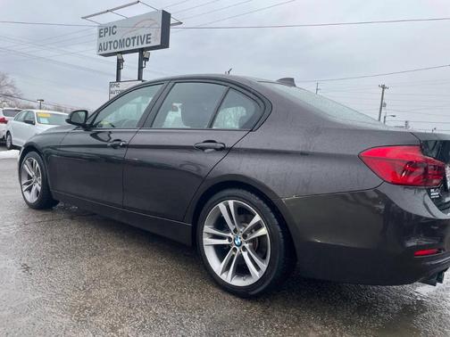 2016 BMW 328 i