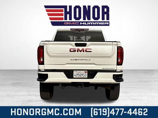 White Frost Tricoat 2023 GMC Sierra 2500 Denali