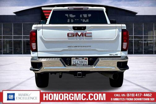 Summit White 2024 GMC Sierra 2500 SLE