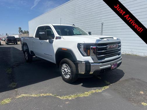 Summit White 2024 GMC Sierra 2500 SLE