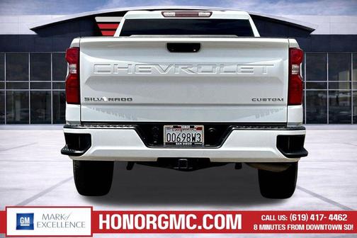 Summit White 2023 Chevrolet Silverado 1500 Custom