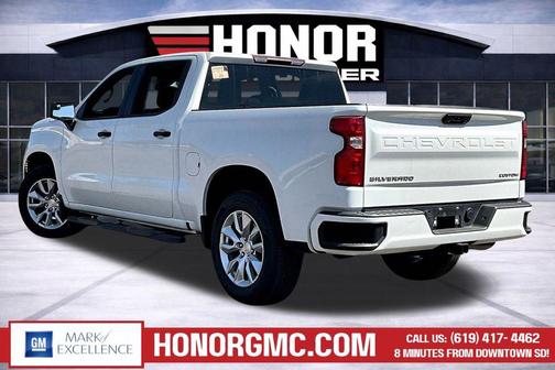 Summit White 2023 Chevrolet Silverado 1500 Custom