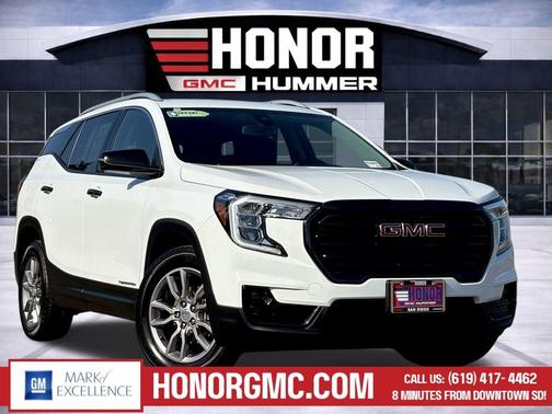 Summit White 2024 GMC Terrain SLT