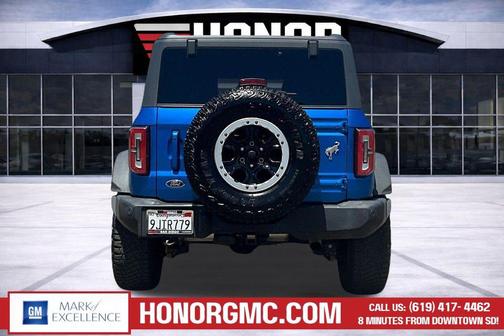 Velocity Blue Metallic 2023 Ford Bronco Outer Banks