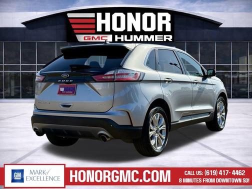 Iconic Silver Metallic 2024 Ford Edge Titanium