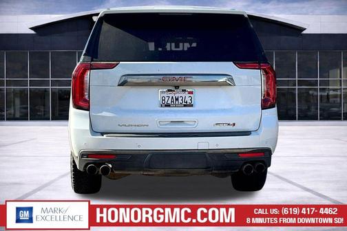 Summit White 2022 GMC Yukon 4WD AT4