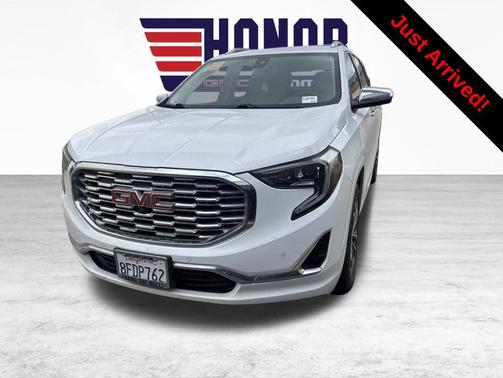 Summit White 2018 GMC Terrain Denali