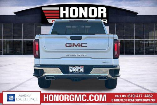 White Frost Tricoat 2021 GMC Sierra 1500 SLT