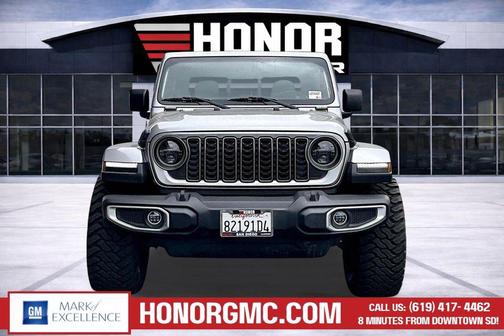 Billet Silver Metallic Clearcoat 2020 Jeep Gladiator Sport S