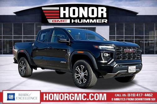 Onyx Black 2024 GMC Canyon AT4