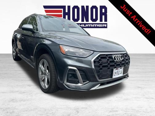 Daytona Gray Pearl Effect 2022 Audi Q5 45 S line Premium Plus