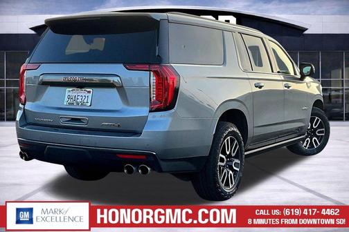 Sterling Metallic 2023 GMC Yukon XL 4WD AT4