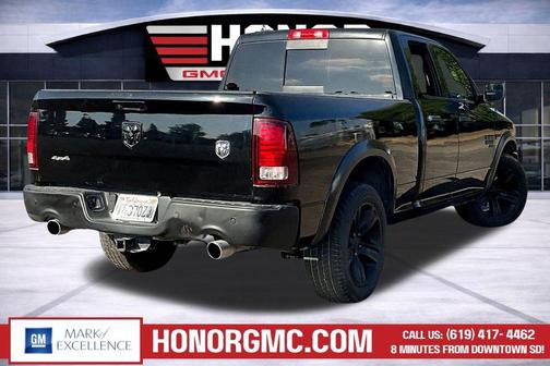 Diamond Black Crystal Pearlcoat 2021 RAM 1500 Classic Warlock Quad Cab 4x2 6'4' Box
