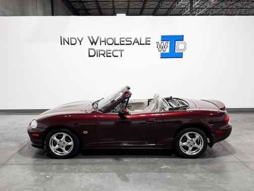 2000 Mazda MX-5 Miata Base