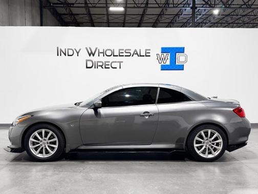 2015 INFINITI Q60 S