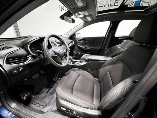 2021 Chevrolet Malibu FWD LT
