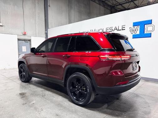 2023 Jeep Grand Cherokee Altitude
