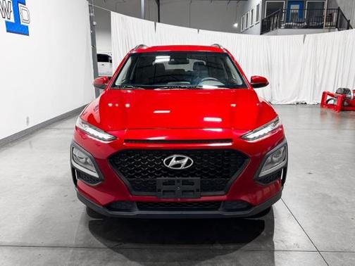 2020 Hyundai KONA SEL