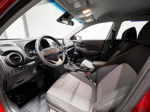 2020 Hyundai KONA SEL