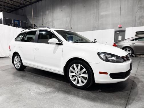 2014 Volkswagen Jetta SportWagen Manual TDI w/Sunroof & Nav