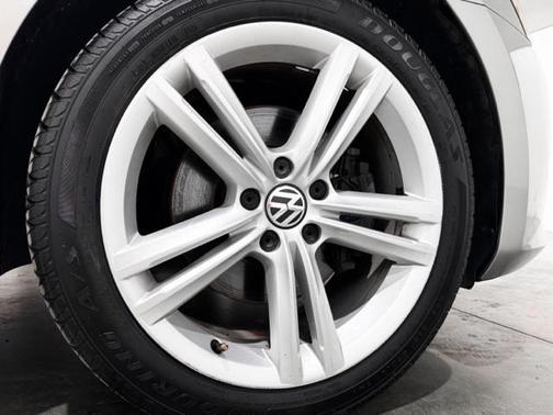 2012 Volkswagen Passat 2.0 TDI SEL Premium