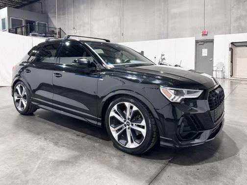 2022 Audi Q3 45 S line Premium Plus