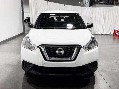 2019 Nissan Kicks S
